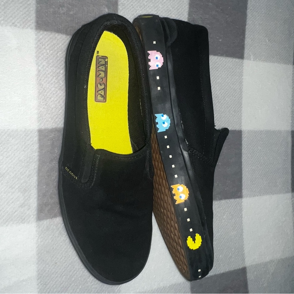 PAC-MAN slip on shoes